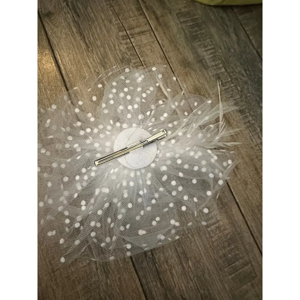 Vintage 80s headpiece veal bridal wedding hairpiece clip